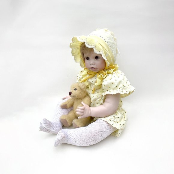 Vintage 1991 Cindy Marschner 20" Reproduction 'Angel Love' Porcelain Doll & Bear - Picture 2 of 14
